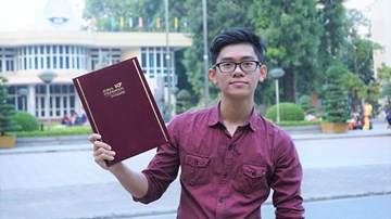 Nam sinh kể chuyện đóng vai thủ tướng Thái Lan