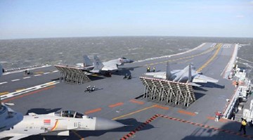 Tàu sân bay Trung Quốc lần đầu tập trận bắn đạn thật