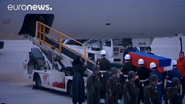 Thi thể Đại sứ Nga bị ám sát được đưa về nước