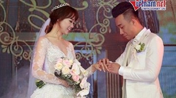 Khoảnh khắc Hari Won - Trấn Thành chính thức thành vợ chồng