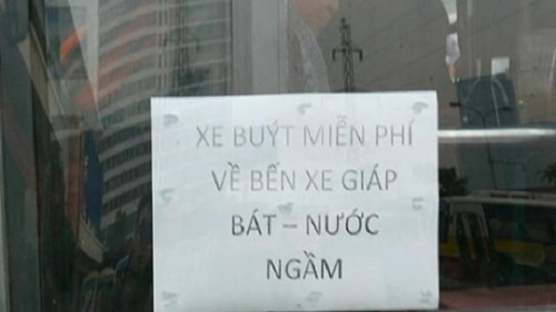 Người dân ngỡ ngàng trước xe buýt 
