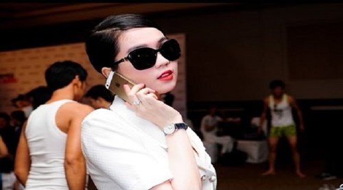 Đường đi lận đận của những siêu sim xxx8 888 888, xxx9 999 999