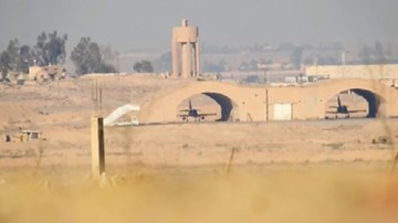 IS phóng tên lửa chống tăng phá hủy 2 máy bay Syria ở Deir Ezzor