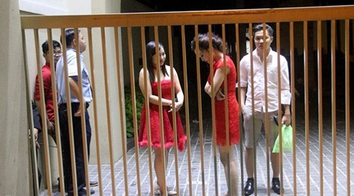 TPHCM: Cô dâu chú rể bị nhà hàng tiệc cưới giam lỏng đêm tân hôn