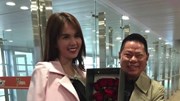 Hoàng Kiều cười tít mắt đón Ngọc Trinh tại sân bay Thượng Hải