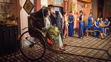 Cặp đôi tung video cưới hóa thân thành siêu nhân cực đáng yêu