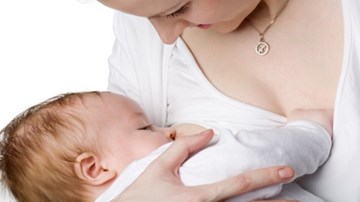 Cắt bỏ 60 phút của lao động nữ nuôi con nhỏ: Được ít mất nhiều