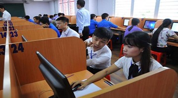 Đề xuất thi tuyển công chức viên chức bằng phỏng vấn và trắc nghiệm