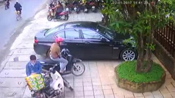 Tết cận kề đến thùng bia trộm cũng không tha