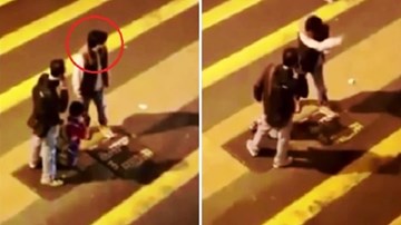 Không hoàn thành bài tập ở lớp, cha bắt con lê gối trở về nhà