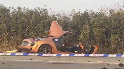 Phóng tốc độ 320km/h, siêu xe Audi R8 nát tươm sau tai nạn