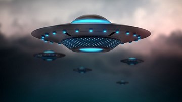 UFO ngăn cản ba máy bay Trung Quốc hạ cánh?