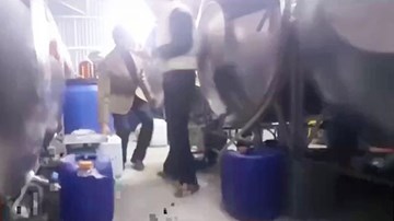 Giật mình với công nghệ sản xuất rượu thuốc siêu rẻ tại Hưng Yên