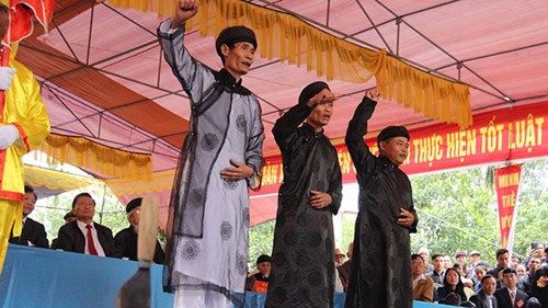 Hội thề không lấy của công về làm của tư