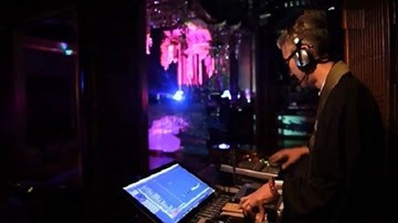 Dịch vụ cầu siêu phong cách DJ ở Nhật Bản