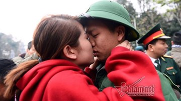 Những hình ảnh xúc động tại lễ giao nhận quân 2017