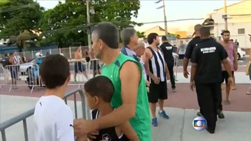 Brazil: Đụng độ giữa người hâm mộ bóng đá Brazil, 1 người chết