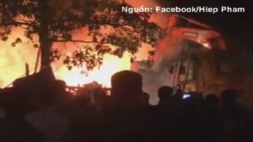 Cháy lớn dãy cửa hàng Bách hóa tổng hợp Thái Nguyên