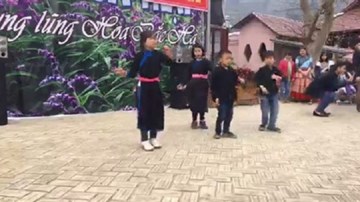 Cộng đồng mạng xôn xao với màn nhảy cực 