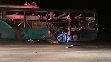 Hiện trường vụ nổ xe giường nằm làm 14 người thương vong
