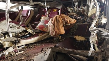 Bên trong xe giường nằm phát nổ giữa đêm làm 2 người chết