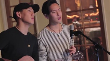 Anh em sinh đôi điển trai cover 