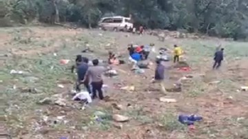 Lào Cai: Tai nạn nghiêm trọng lật xe khách khi đổ đèo