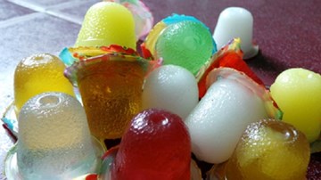 Bé 5 tuổi tử vong vì ăn thạch rau câu
