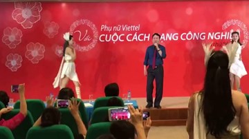 Phó giám đốc Viettel lại gây sốc khi cover 