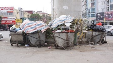Rác vẫn chất đống phố phường Hà Nội