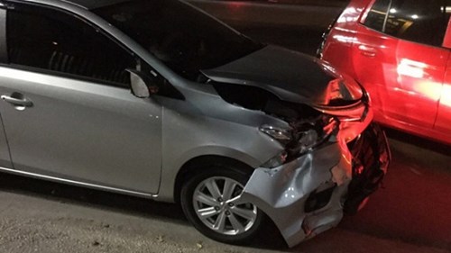 Gây tai nạn chết người rồi bỏ chạy, ôtô bị dân truy đuổi 3km