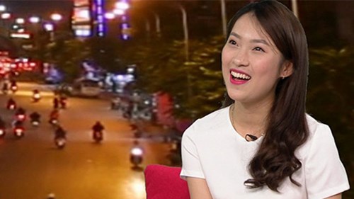 Hotgirl 'bắn' 7 thứ tiếng đọc rap cực chất, bật mí loạt bí mật về bản thân