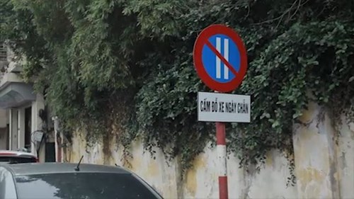 Hà Nội thí điểm đỗ ô tô theo ngày chẵn lẻ, dân vẫn nhầm chỗ
