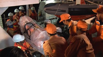 Tìm thêm được 2 thi thể thuyền viên tàu Hải Thành 26 bị chìm