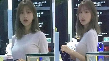 Quán cà phê đông khách nhờ nữ nhân viên xinh như hot girl