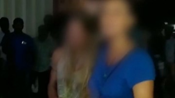 Ấn Độ: Ngủ quên trên bãi biển, nữ du khách bị 2 gã đàn ông hãm hiếp