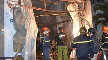 Cháy nhà lúc rạng sáng 3 người tử vong