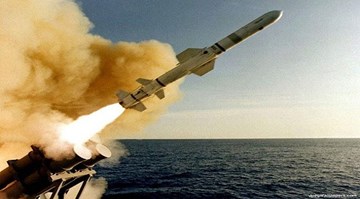 Tên lửa Tomahawk xuất kích tấn công Syria từ Địa Trung Hải