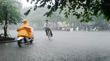 Đêm nay miền Bắc có mưa dông, nắng nóng chấm dứt