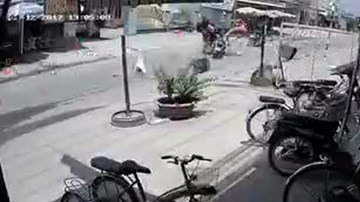 Pha đâm trực diện và cái kết tàn khốc cho cả 3