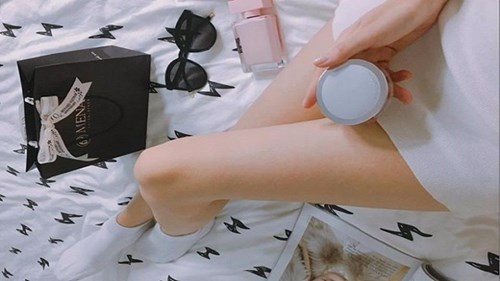 Thiếu nữ Việt rộ trào lưu chụp ảnh khoe đùi thon