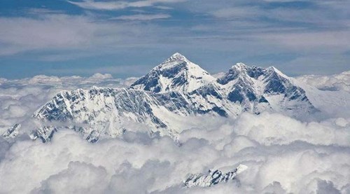 Trải nghiệm có một không hai: Dùng điểm tâm trên núi Everest