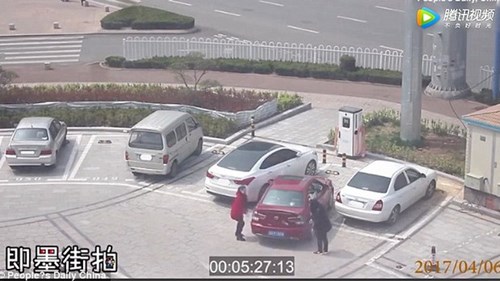 Chết cười với màn lái xe 