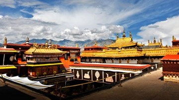 Ngỡ ngàng trước vẻ đẹp của ngôi chùa 1300 tuổi linh thiêng nhất Tây Tạng