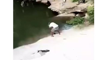 Người đàn ông lĩnh án 4 năm tù vì dùng búa đập liên hoàn vào đầu rùa