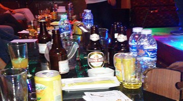 Bộ Y tế đề xuất cấm bán rượu bia trong quán karaoke