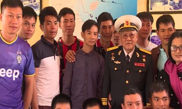 Cảm xúc ngày về “Bến tàu Không Số”