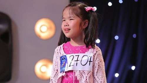 Cô bé khiếm thị gây xúc động hàng triệu khán giả truyền hình