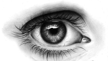 9X Gia Lai có tài vẽ chân dung sống động như thật