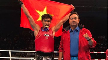 “Song sát” làng Muay Việt chói sáng, rủ nhau vô địch thế giới